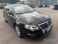 Usata VW Passat Highline 140 CV (102 kW) 2006 Nero Station wagon