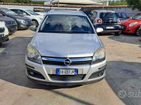 Usata Opel Astra Cosmo 105 CV (77 kW) 2006 Grigio Station wagon