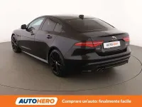 Usata Jaguar XE R-Dynamic 250 CV (183 kW) 2020 Nero Berlina
