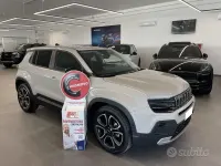 Usata Jeep Avenger Summit 101 CV (74 kW) 2025 Beige SUV