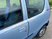 Usata Fiat 600 54 CV (39 kW) 2002 Blu/azzurro Utilitaria