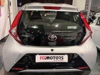 Usata Toyota Aygo Cool 72 CV (52 kW) 2018 Grigio Utilitaria