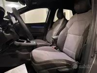 Usata Renault Captur Techno 91 CV (66 kW) 2025 Grigio SUV