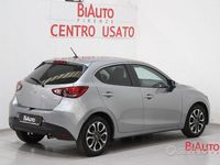 Usata Mazda 2 Exceed 90 CV (66 kW) 2017 Grigio Berlina