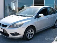 Usata Ford Focus 115 CV (84 kW) 2010 Grigio Berlina
