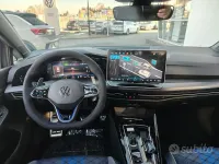 Nuova VW Golf VIII R 333 CV (244 kW) 2026 Grigio Berlina