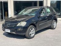 Usata Mercedes ML320 Chrome 224 CV (164 kW) 2005 Nero SUV