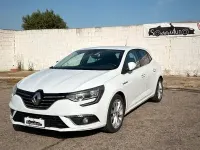Usata Renault Mégane IV Business 110 CV (80 kW) 2017 Bianco Berlina