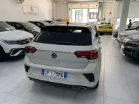 Usata VW T-Roc R-line 110 CV (80 kW) 2023 Ascot grey SUV