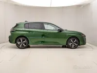 Usata Peugeot 308 GT 131 CV (96 kW) 2022 Verde Berlina