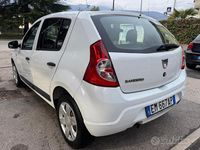 Usata Dacia Sandero Stepway 85 CV (62 kW) 2012 Bianco Berlina