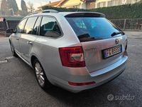 Usata Skoda Octavia Executive 110 CV (80 kW) 2016 Grigio Utilitaria