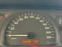 Usata Opel Vectra Edition 101 CV (74 kW) 2000 Marrone Berlina