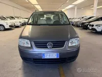 Usata VW Touran Trendline 105 CV (77 kW) 2004 Grigio Monovolume
