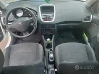 Usata Peugeot 206 60 CV (44 kW) 2009 Bianco Berlina