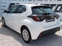 Usata Toyota Yaris Active 72 CV (52 kW) 2022 Bianco Utilitaria