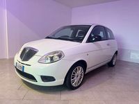 Usata Lancia Ypsilon 77 CV (56 kW) 2011 Bianco Utilitaria