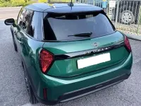 Usata Mini Cooper Favoured 114 kW (156 CV) 2025 Verde Utilitaria