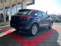 Usata VW T-Roc Business 150 CV (110 kW) 2020 Blu SUV