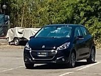Usata Peugeot 208 82 CV (60 kW) 2017 Nero Utilitaria