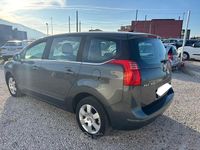 Usata Peugeot 5008 109 CV (80 kW) 2010 Monovolume