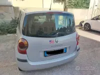Usata Renault Modus 105 CV (77 kW) 2005 Grigio Monovolume
