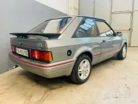 Usata Ford Escort 110 CV (80 kW) 1986 Grigio Coupé