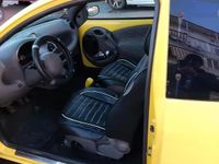Usata Ford Ka 60 CV (44 kW) 2000 Giallo Utilitaria