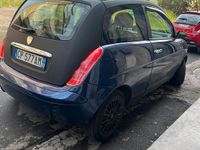 Usata Lancia Ypsilon 70 CV (51 kW) 2006 Blu Utilitaria