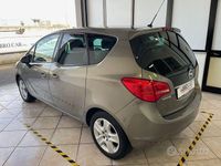 Usata Opel Meriva 120 CV (88 kW) 2014 Grigio Monovolume