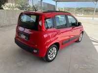 Usata Fiat Panda Lounge 95 CV (69 kW) 2017 Rosso Utilitaria