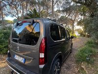 Usata Peugeot Rifter GT-line 131 CV (96 kW) 2020 Grigio Monovolume