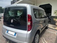 Usata Fiat Doblò Dynamic 120 CV (88 kW) 2013 Argento Monovolume