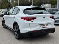 Usata Alfa Romeo Stelvio Sprint 190 CV (139 kW) 2021 Bianco SUV