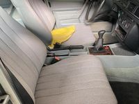 Usata Mercedes 190 122 CV (89 kW) 1984 Grigio Berlina