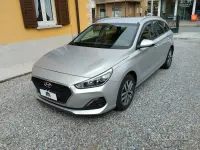Usata Hyundai i30 116 CV (85 kW) 2019 Grigio Station wagon