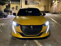 Usata Peugeot 208 GT 102 CV (75 kW) 2022 Oro Utilitaria
