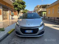 Usata Peugeot 208 Active 110 CV (80 kW) 2017 Grigio Utilitaria