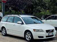 Usata Volvo V50 114 CV (83 kW) 2010 Bianco Station wagon