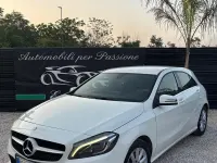 Usata Mercedes A180 Premium 109 CV (80 kW) 2016 Bianco Utilitaria