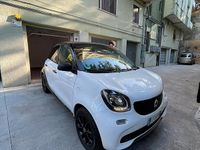 Usata Smart ForFour 64 CV (47 kW) 2017 Bianco Utilitaria