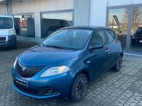 Usata Lancia Ypsilon Silver 69 CV (50 kW) 2023 Blu/azzurro Utilitaria