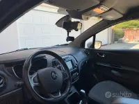 Usata Renault Captur Intens 90 CV (66 kW) 2017 Blu SUV