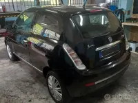 Usata Lancia Ypsilon 75 CV (55 kW) 2008 Nero Utilitaria