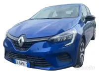 Usata Renault Clio V Equilibre 90 CV (66 kW) 2022 Blu Berlina
