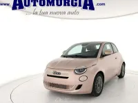 Nuevo Fiat 500 La Prima 65 CV (47 kW) 2026 Púrpura Berlina