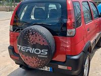 Usata Daihatsu Terios 86 CV (63 kW) 2005 Rosso SUV