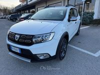 Usata Dacia Sandero 90 CV (66 kW) 2017 Berlina