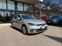 Usata VW Polo Style 110 CV (80 kW) 2023 Argento Utilitaria