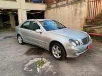 Usata Mercedes C200 Avantgarde 163 CV (119 kW) 2000 Argento Berlina